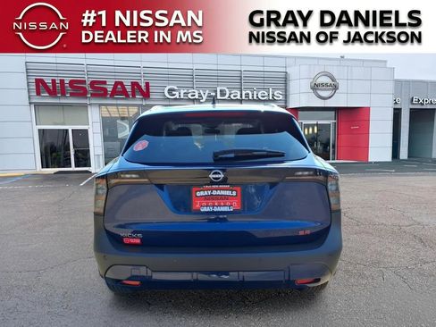 New 2026 Nissan Kicks SR w/ SR Premium Package image 6