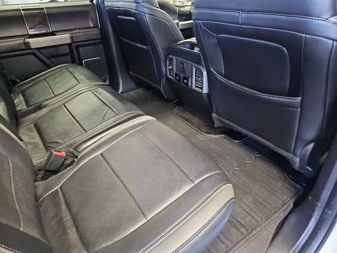 Used 2018 Ford F150 Raptor w/ Equipment Group 802A Luxury AWD/4WD image 11