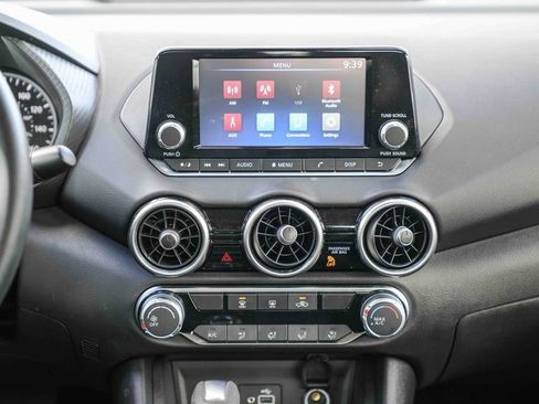 Used 2024 Nissan Sentra S image 16