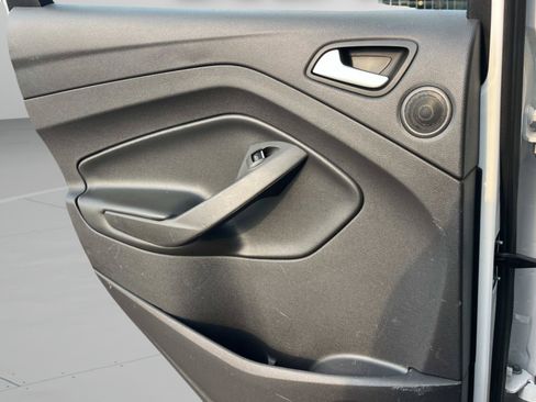 Used 2016 Ford C-MAX SEL w/ Equipment Group 302A FWD image 16