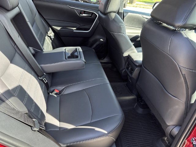 Used 2025 Toyota RAV4 XLE Premium AWD/4WD image 36