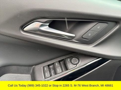 Used 2025 Chevrolet Equinox LT w/ Convenience Package II AWD/4WD image 28