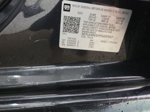 Used 2023 GMC Sierra 1500 SLT w/ SLT Premium Package image 28