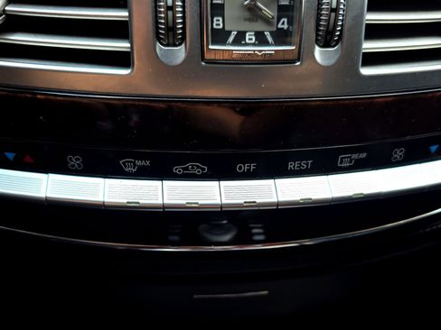 Used 2013 Mercedes-Benz S 63 AMG image 92