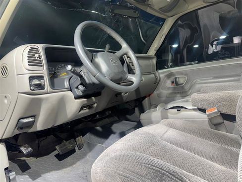 Used 1999 Chevrolet Tahoe Z71 image 10