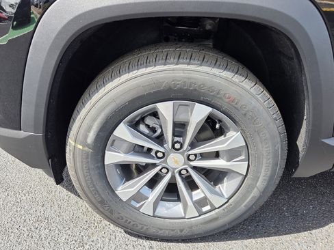 New 2026 Chevrolet Equinox LT image 4