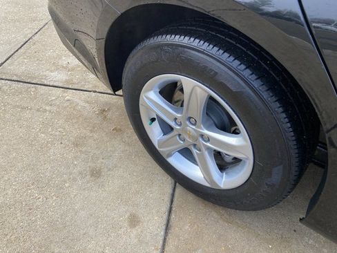 Used 2024 Chevrolet Malibu LT image 30