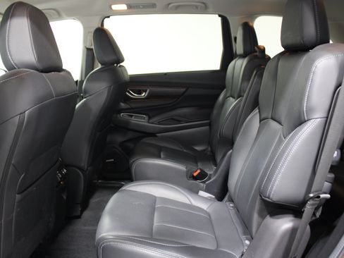 Used 2024 Subaru Ascent Touring AWD/4WD image 19