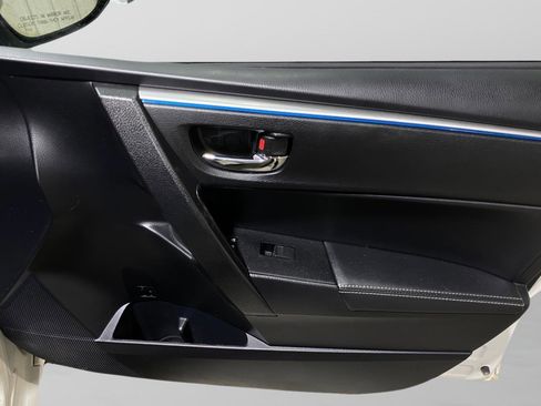 Used 2016 Toyota Corolla S FWD image 20