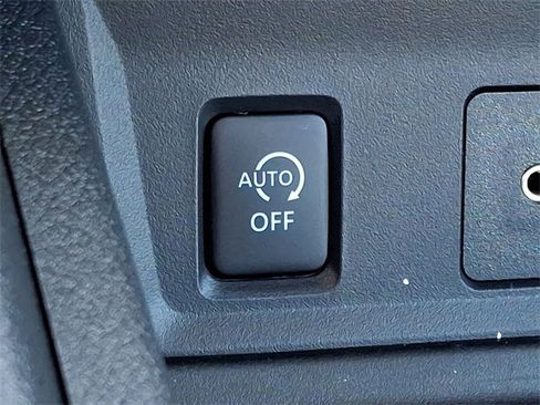 Used 2025 Nissan Sentra S image 23