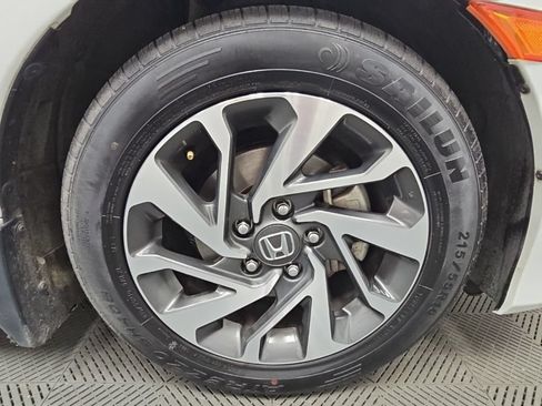 Used 2017 Honda Civic EX image 40