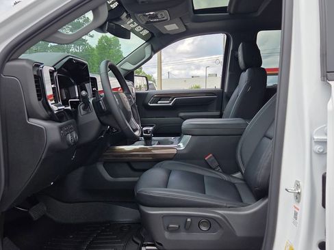 New 2026 Chevrolet Silverado 1500 RST AWD/4WD image 3