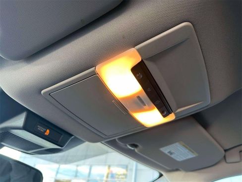 Certified 2023 Nissan Rogue S image 32