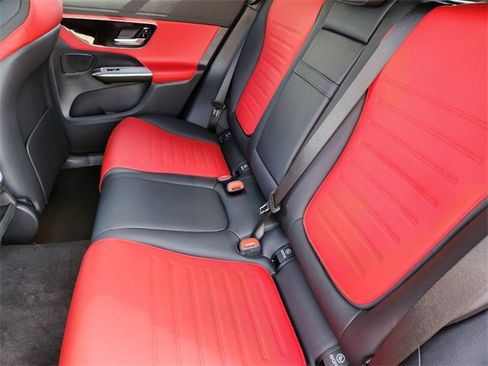 New 2025 Mercedes-Benz GLC 300 4MATIC image 12