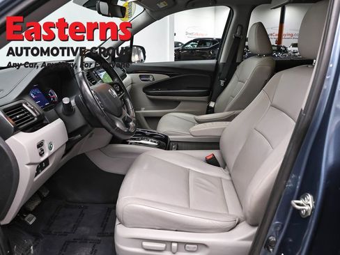 Used 2019 Honda Pilot Touring image 14