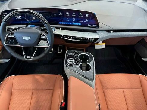 New 2026 Cadillac Optiq Sport 2 image 13