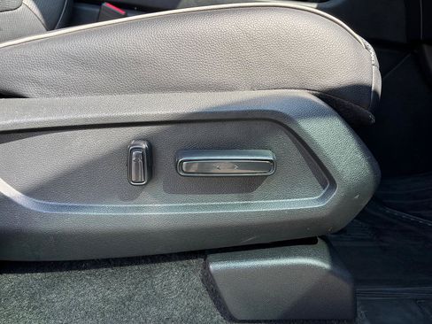 Certified 2023 Honda Pilot Elite image 45