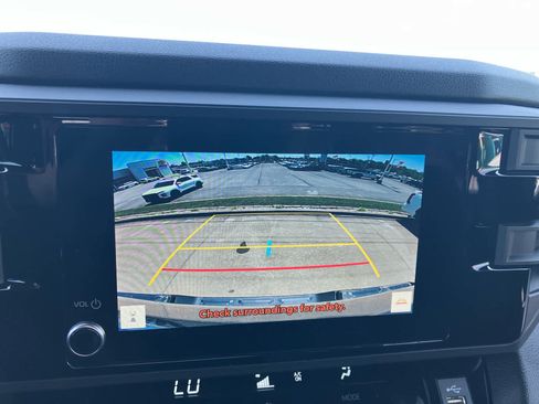 Certified 2025 Toyota Tundra SR w/ SR Tow Package AWD/4WD image 19
