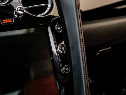 Used 2018 Bentley Flying Spur S V8 image 72