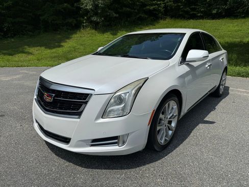 Used 2016 Cadillac XTS Luxury image 1