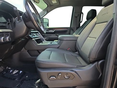 Used 2024 GMC Sierra 3500 Denali w/ Denali Reserve Package AWD/4WD image 15