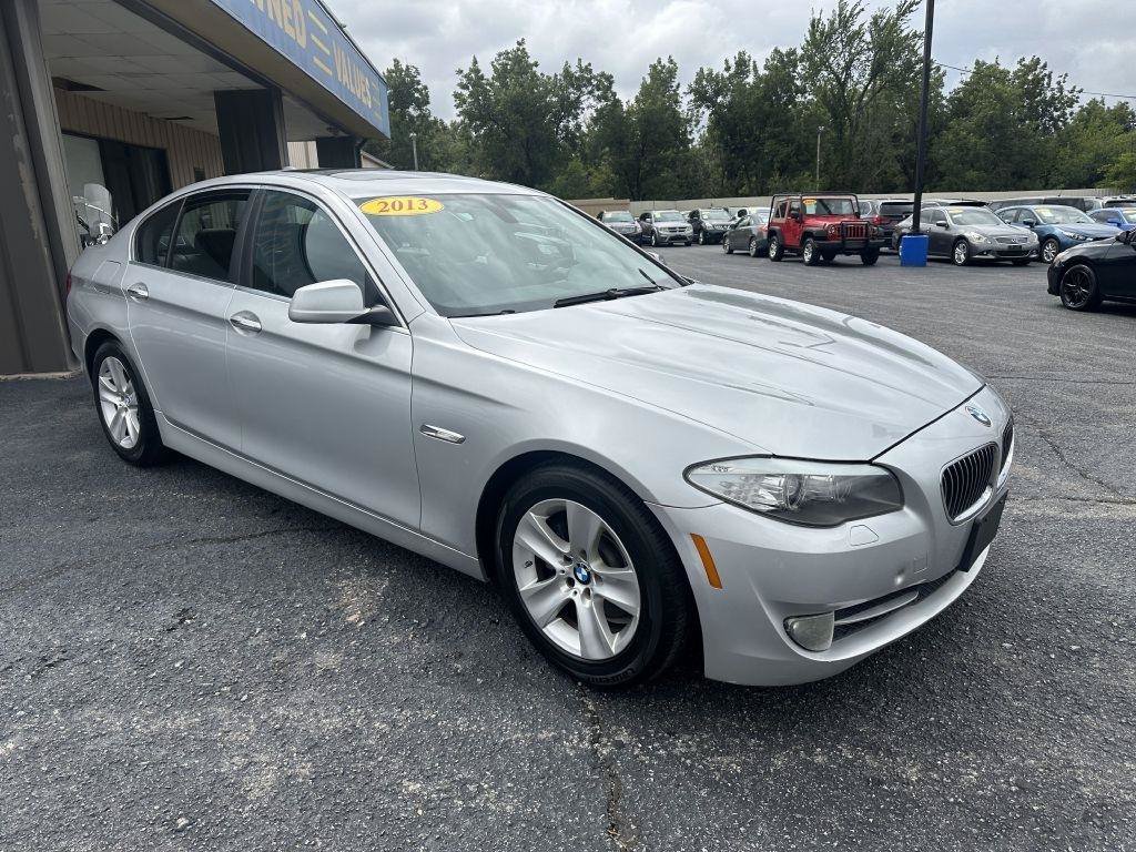 Used 2013 BMW 528i Sedan RWD image 3