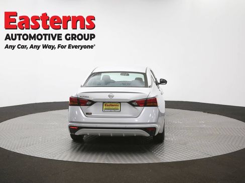 Used 2023 Nissan Altima 2.5 S FWD image 35