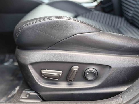 Certified 2020 Toyota Corolla XSE FWD image 21