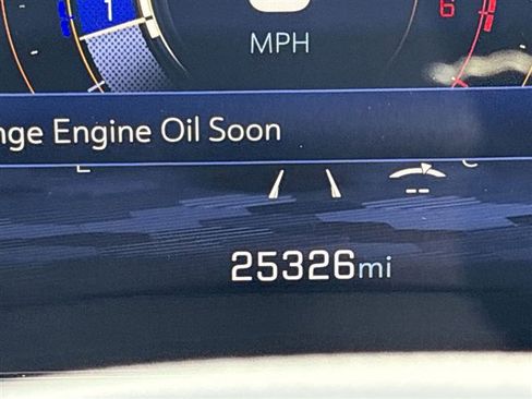 Certified 2024 Chevrolet Traverse LT w/ Midnight/Sport Edition image 12