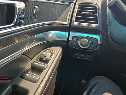 Used 2016 Ford Explorer Sport AWD/4WD image 21