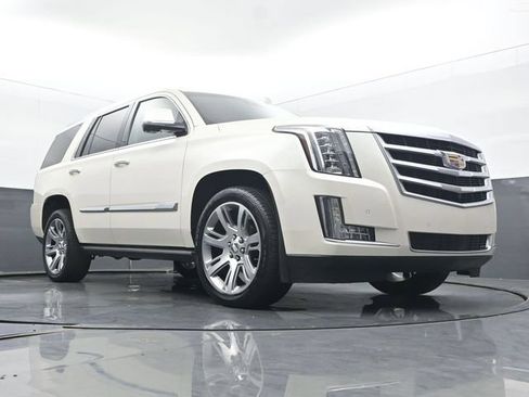 Used 2015 Cadillac Escalade Premium AWD/4WD image 53