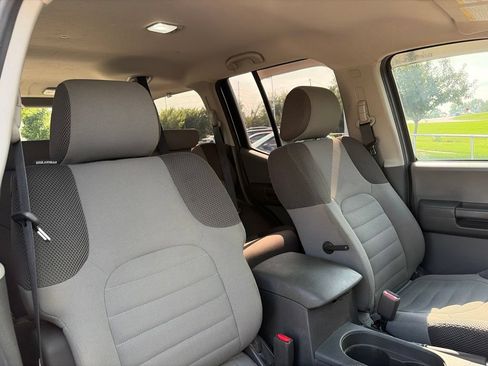 Used 2008 Nissan Xterra SE w/ Supplemental Air Bag Pkg AWD/4WD image 24