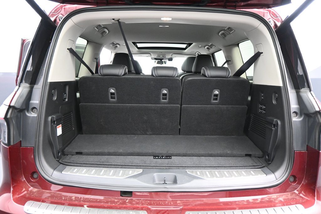 Used 2025 INFINITI QX80 Sensory w/ Exterior Package AWD/4WD image 32