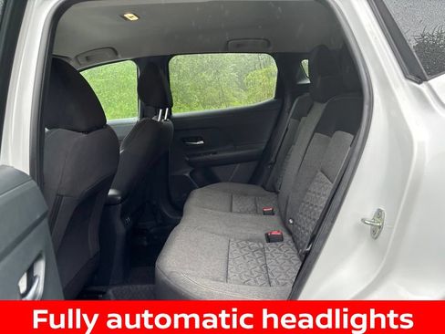 Certified 2025 Nissan Kicks SV w/ Charging Package FWD image 11