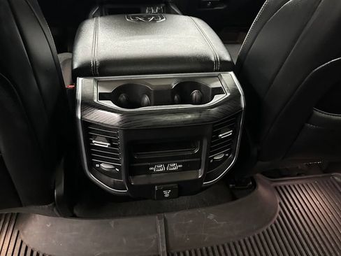 Used 2023 RAM 1500 Laramie AWD/4WD image 26