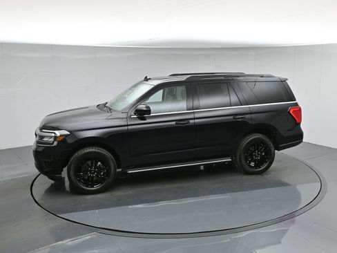 Used 2023 Ford Expedition XLT image 48