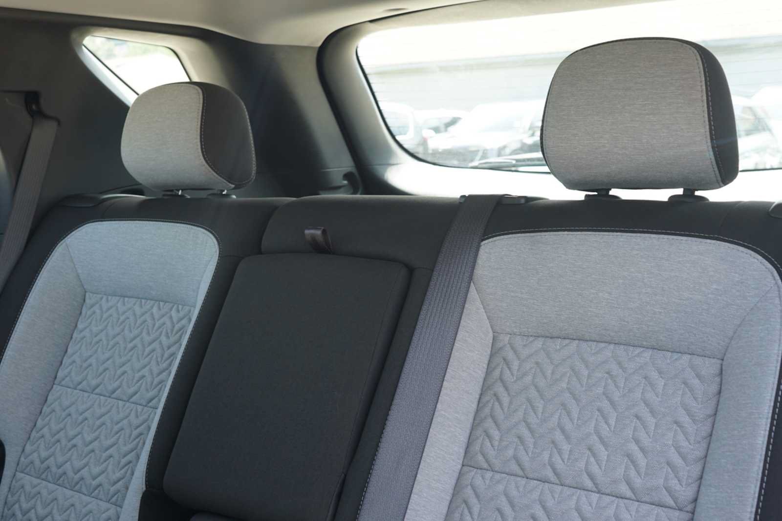 Used 2024 Chevrolet Equinox LS FWD image 22