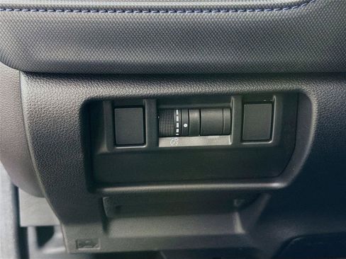 Certified 2026 Subaru Forester Premium AWD/4WD image 10
