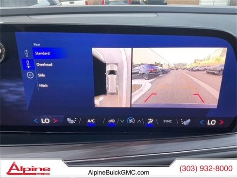 Used 2025 Chevrolet Tahoe Z71 image 17