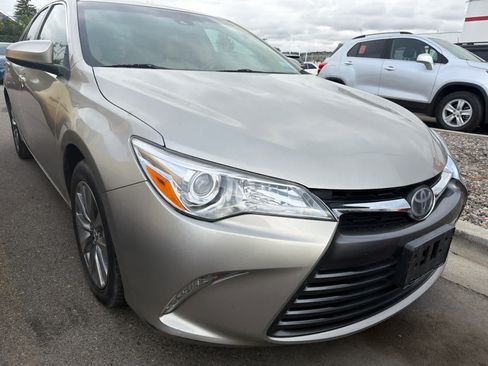 Used 2016 Toyota Camry XLE w/ Moonroof Package FWD image 6