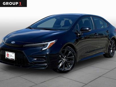 Used 2025 Toyota Corolla SE w/ SE Premium Package