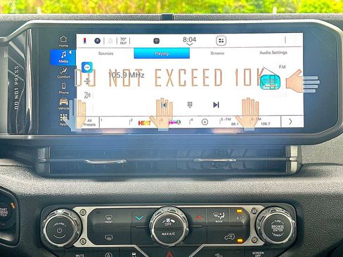 New 2026 Jeep Gladiator Sport image 12