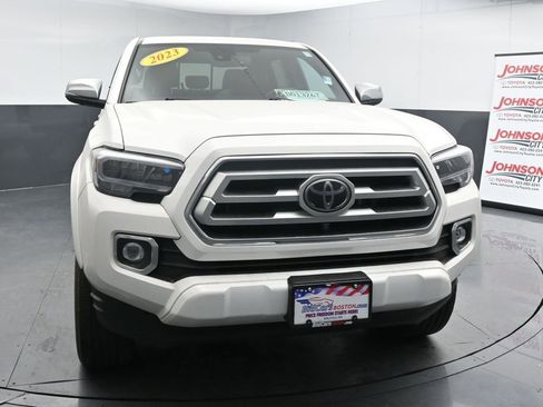 Used 2023 Toyota Tacoma Limited image 3