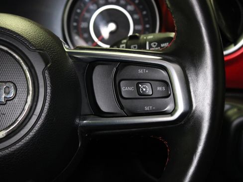 Used 2018 Jeep Wrangler Unlimited Rubicon AWD/4WD image 24