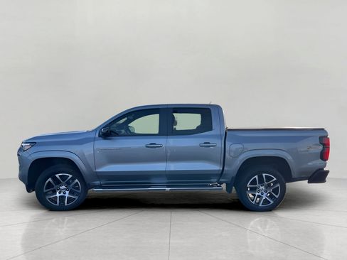 Used 2024 Chevrolet Colorado Z71 w/ Z71 Convenience Package 2 image 5