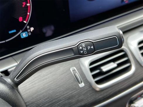 Used 2025 Mercedes-Benz GLE 350 4MATIC image 19
