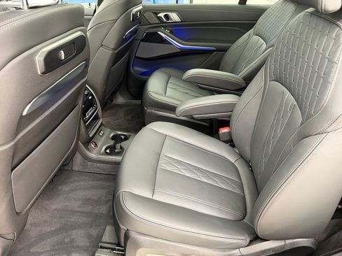 Certified 2024 BMW X7 M60i w/ Executive Package AWD/4WD image 21