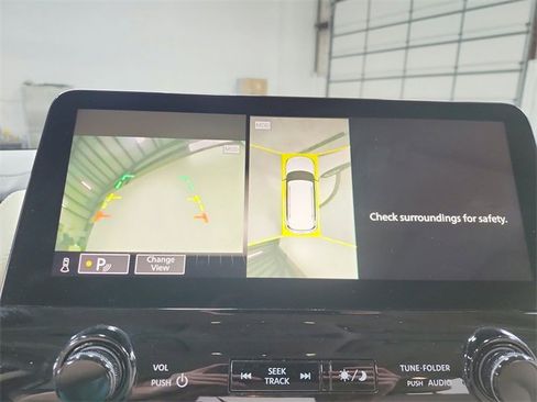 Used 2023 INFINITI QX80 Luxe w/ Cargo Package image 32