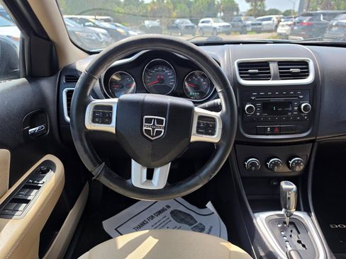 Used 2013 Dodge Avenger SXT FWD image 18