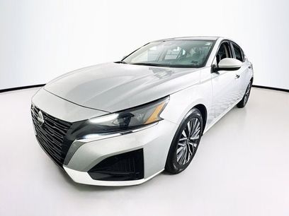 Certified 2023 Nissan Altima 2.5 SV